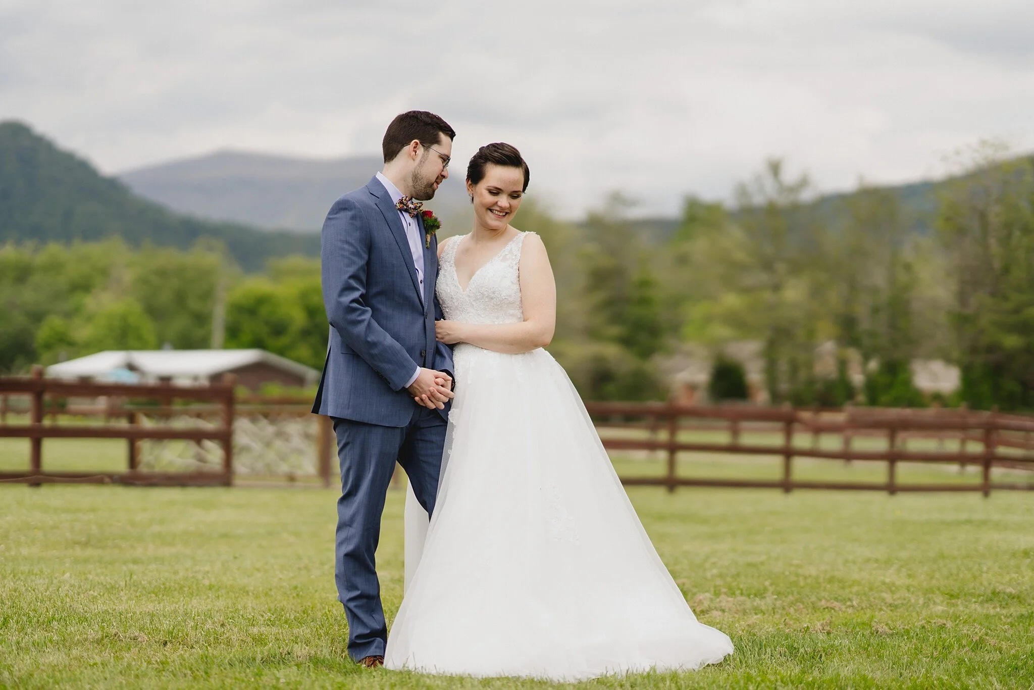 Kelli &amp; Justin - Hidden River Events Wedding Preview - Asheville NC Photographer