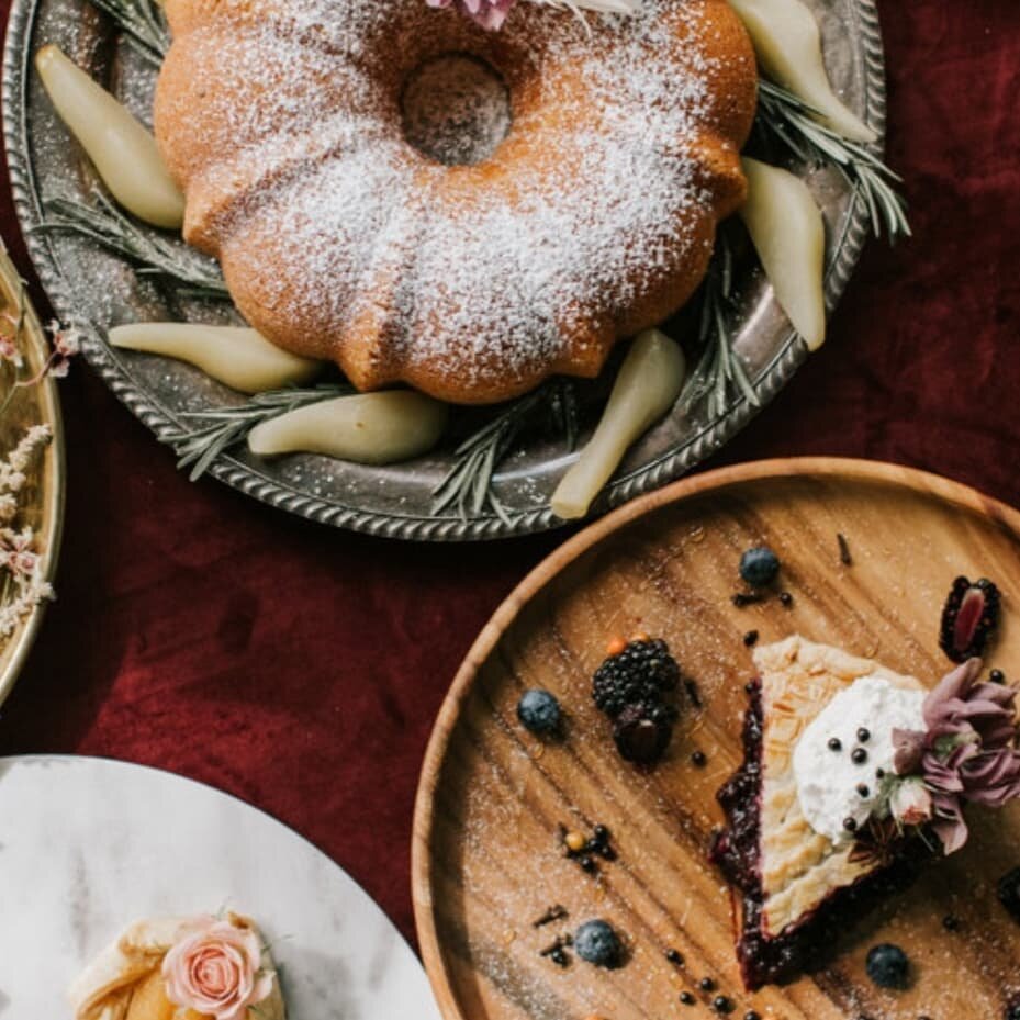 Thanksgiving is one week away! Have you placed your Thanksgiving dessert order yet? Check out our website for the full menu.

Call us at 603.383.8227 to place your order today!

@jamiemercuriophoto + @theprismhouse