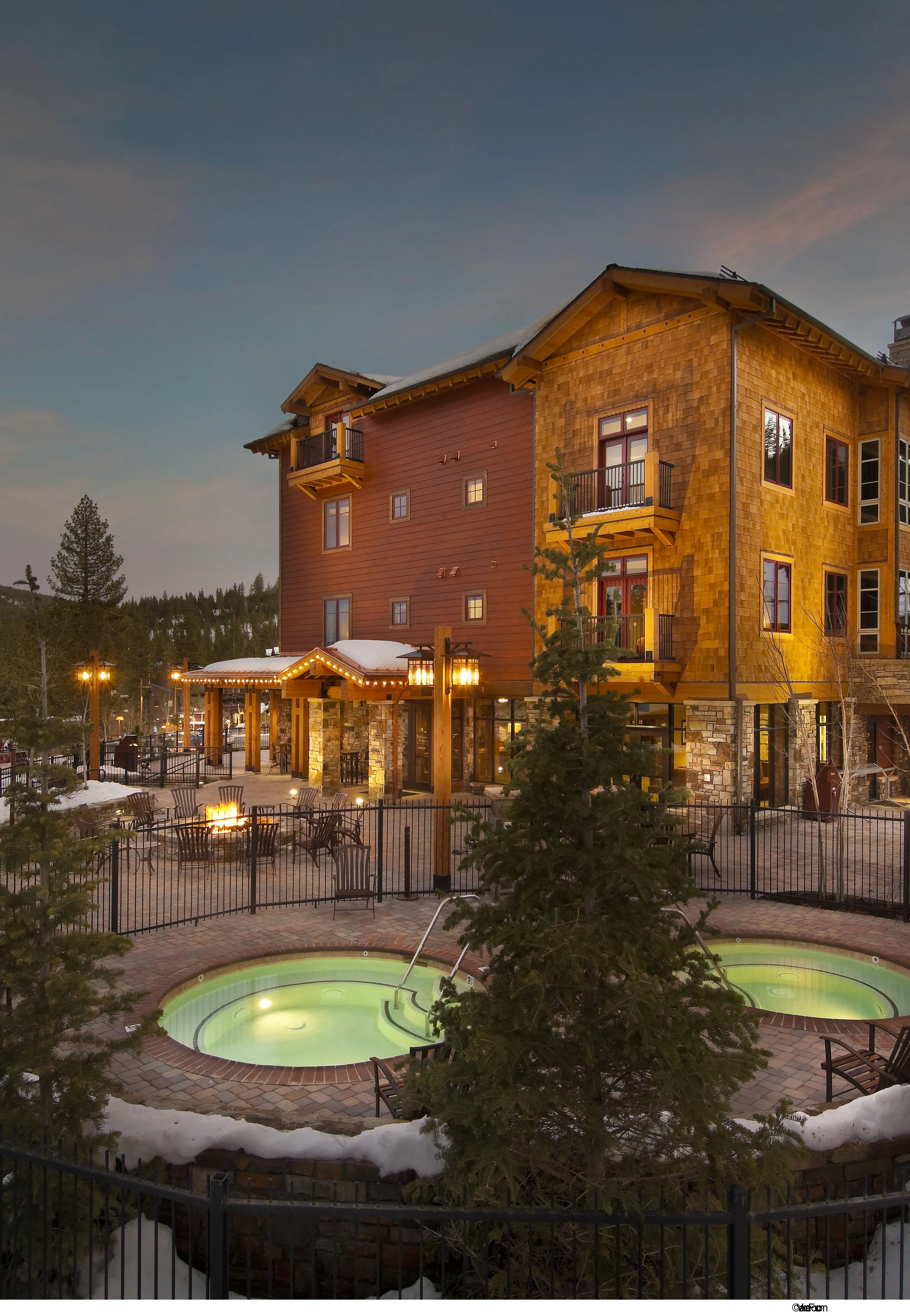 NStarLodge403.jpg