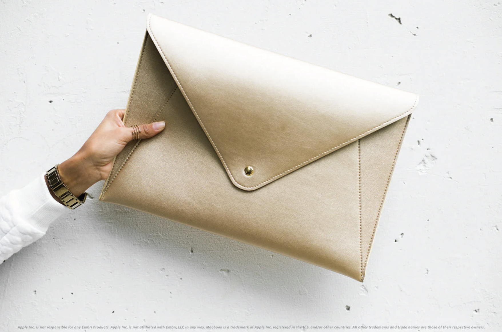 EMBRI - LOOK BOOK DESIGN