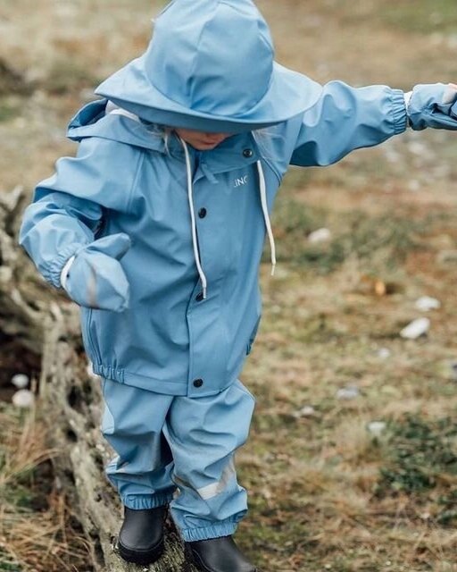 DRY KIDS Childrens Waterproof Jacket and Dungarees Set PU Coated Boys and Girls Rainwear for Outdoor Play.