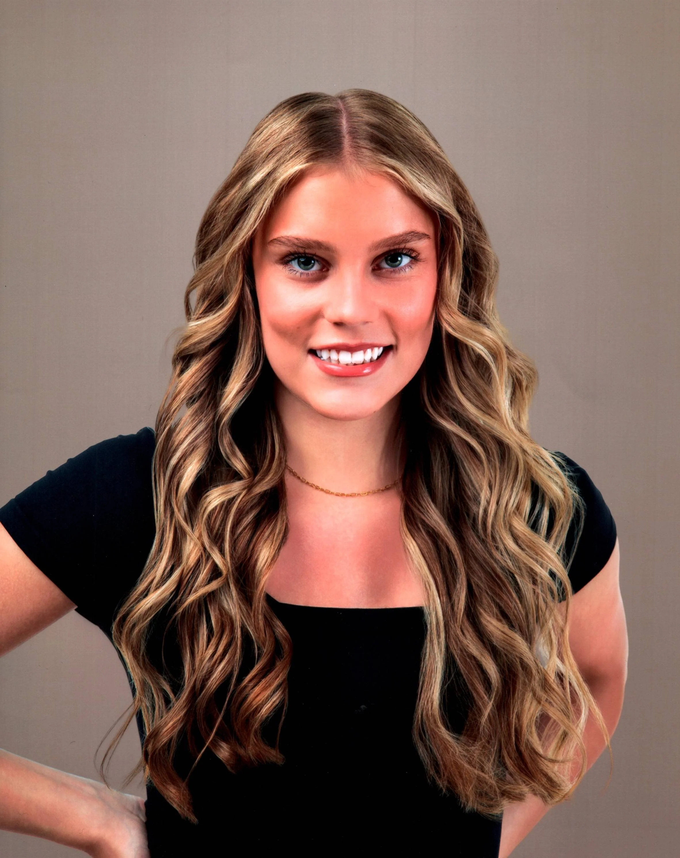 AVA LANOUE