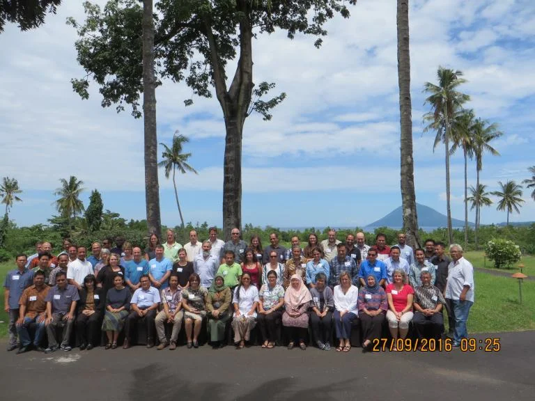 bluecarbonindonesia2016.jpg