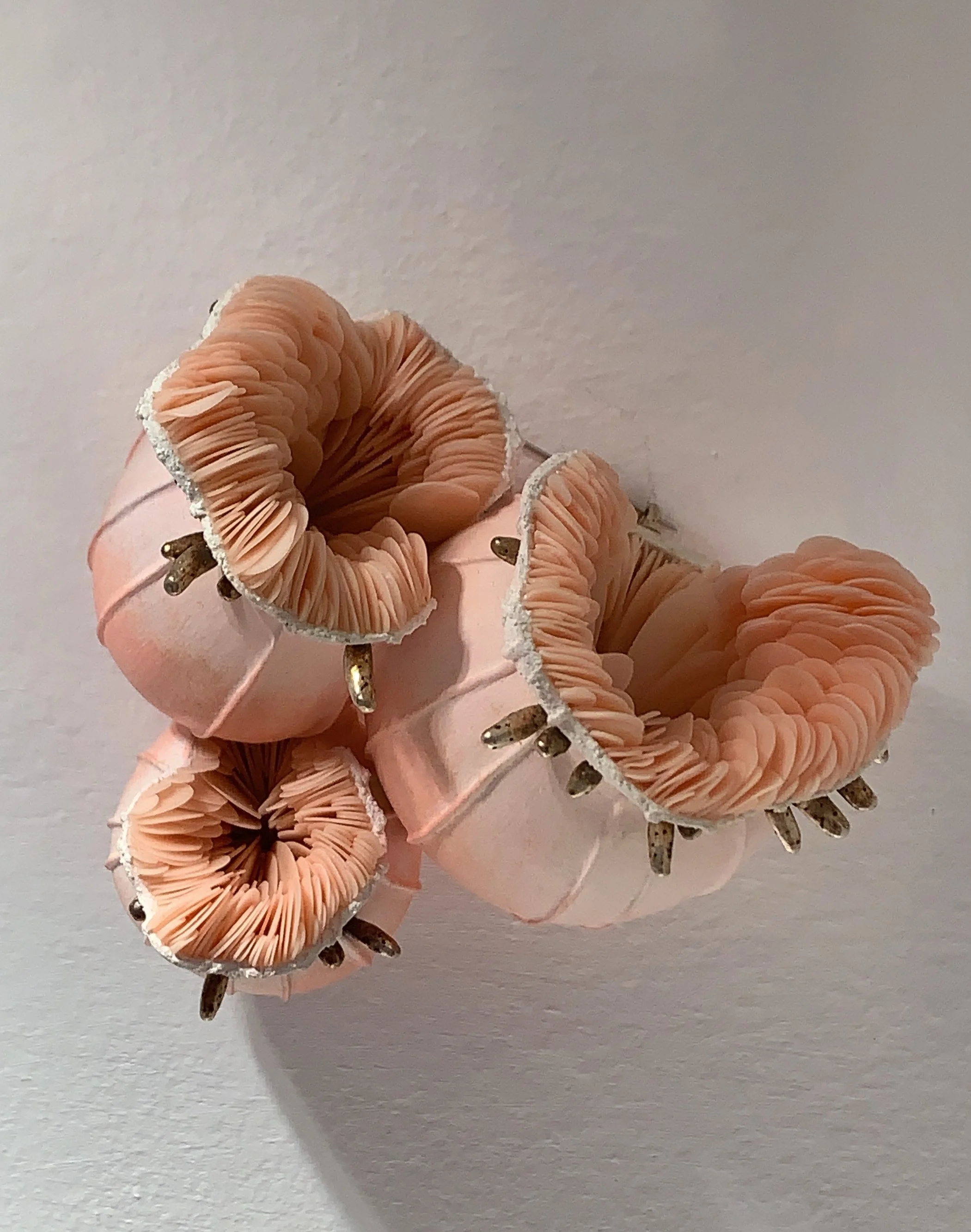 RuePigalle_Blog_ParisProvence_Travel_BestOf_JewelryTrip_salmon brooch.jpg