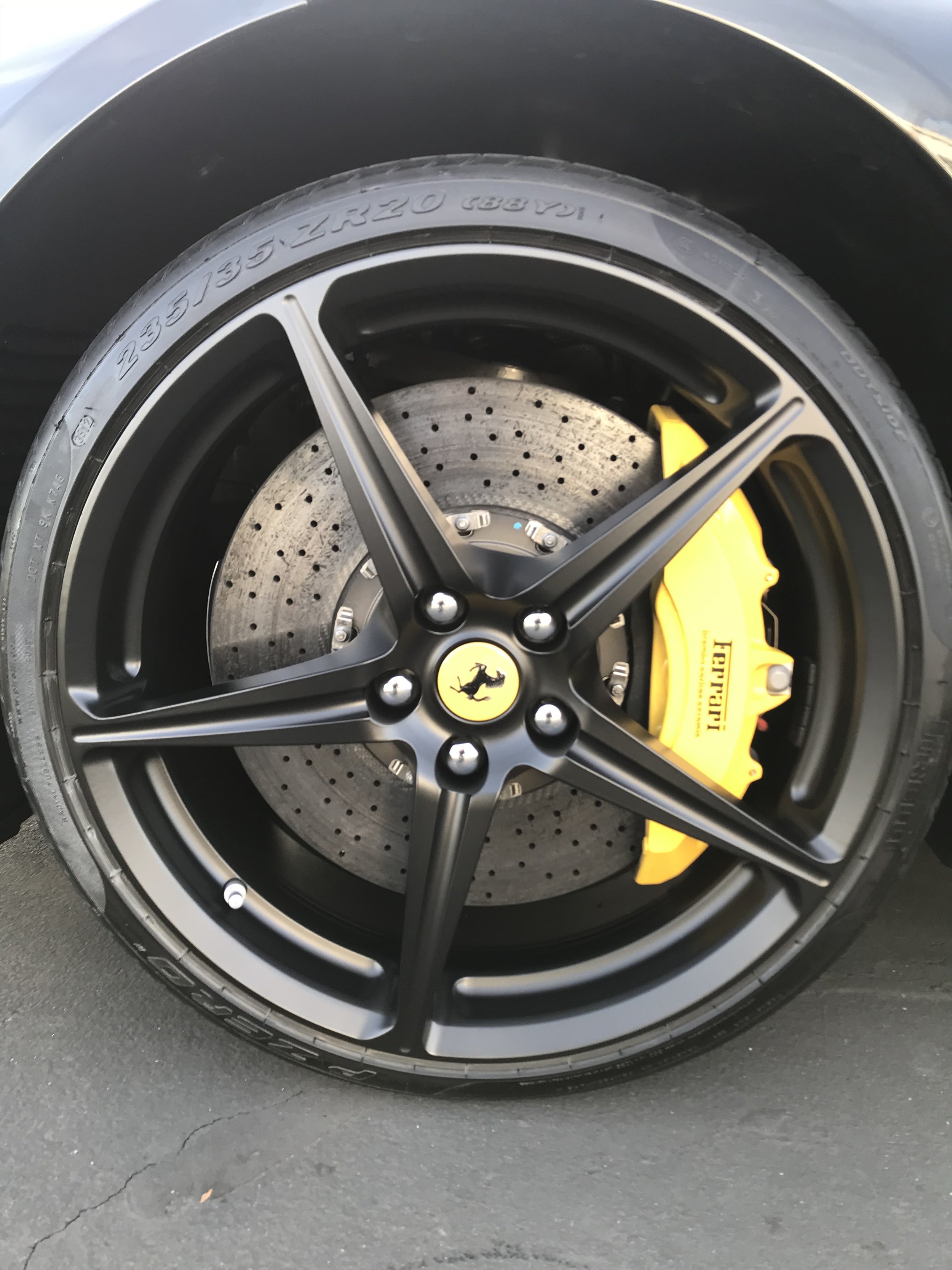 Ferrari 458 after wheel painting