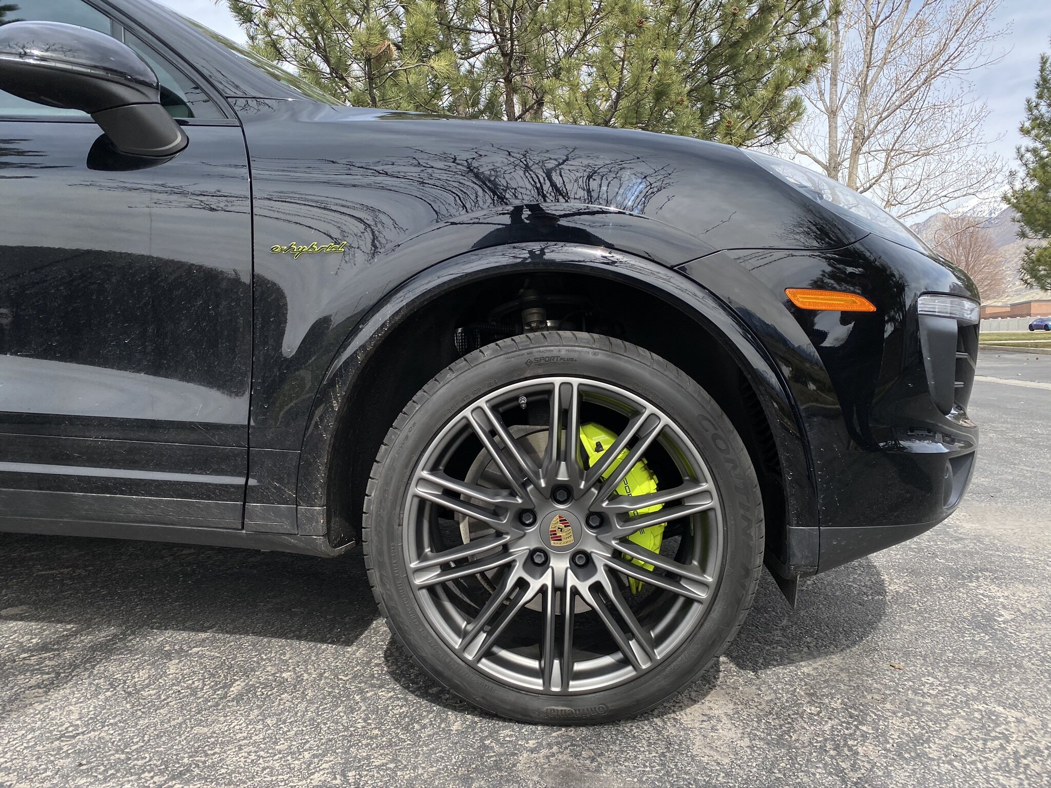 Porsche Cayenne Hybrid S after