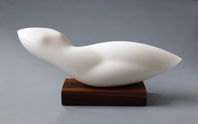 Suzuki_Flowing torso_1_Greek marble.jpg
