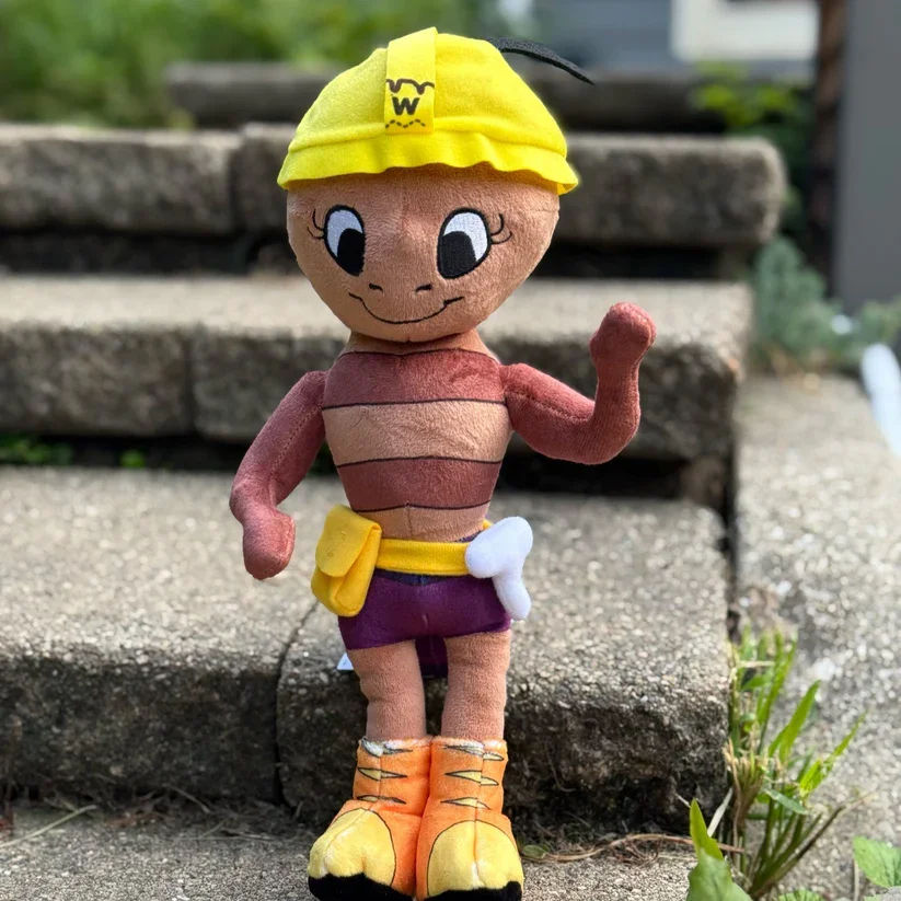 Helpful Harlow_Plushie 2.webp