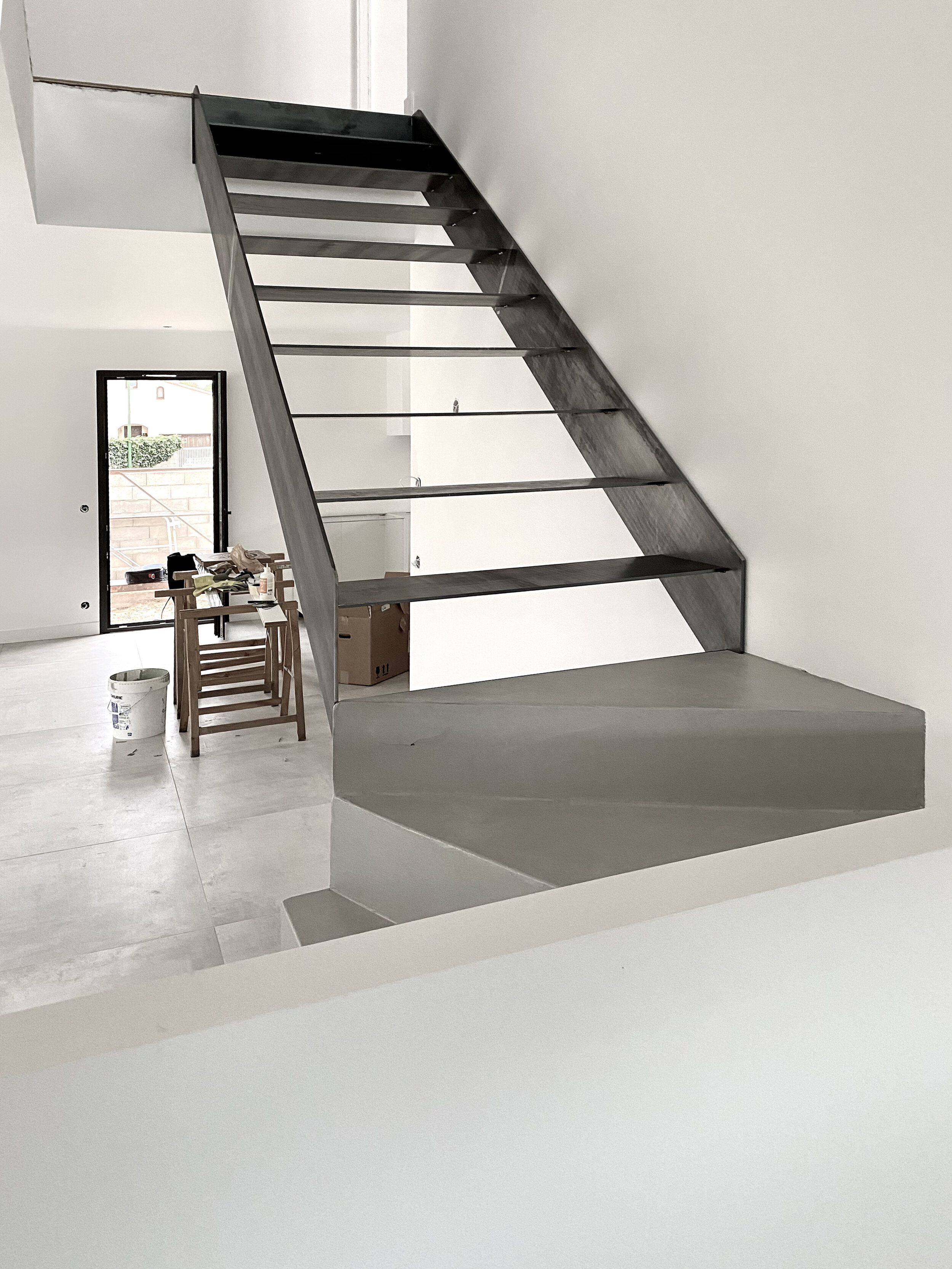 escalier metal beton2.jpg