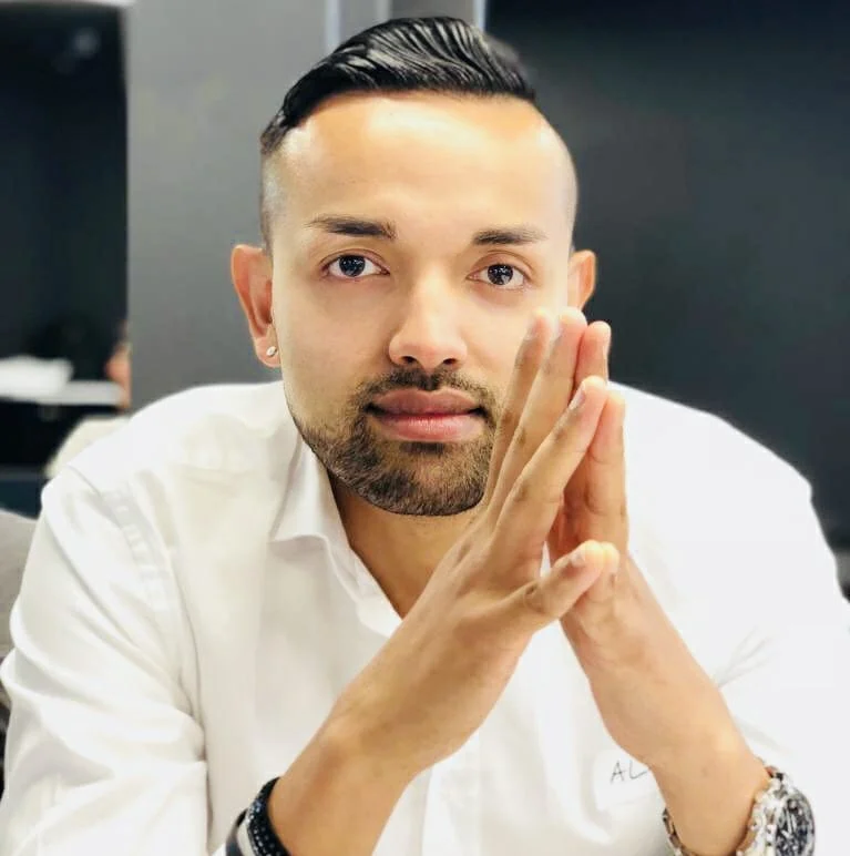 Alishio-white-vision