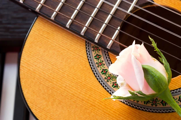 Guitar Rose 2.jpg