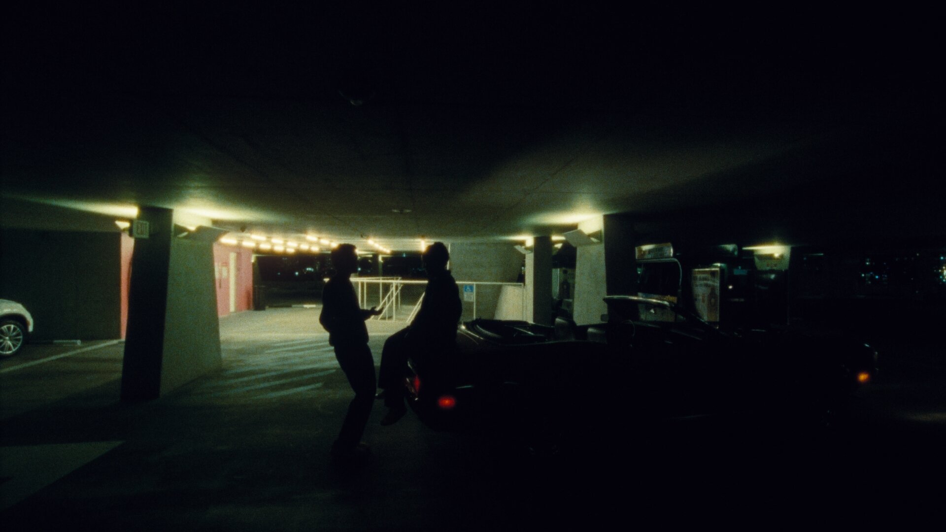 Q_Garage_Still_23.jpg
