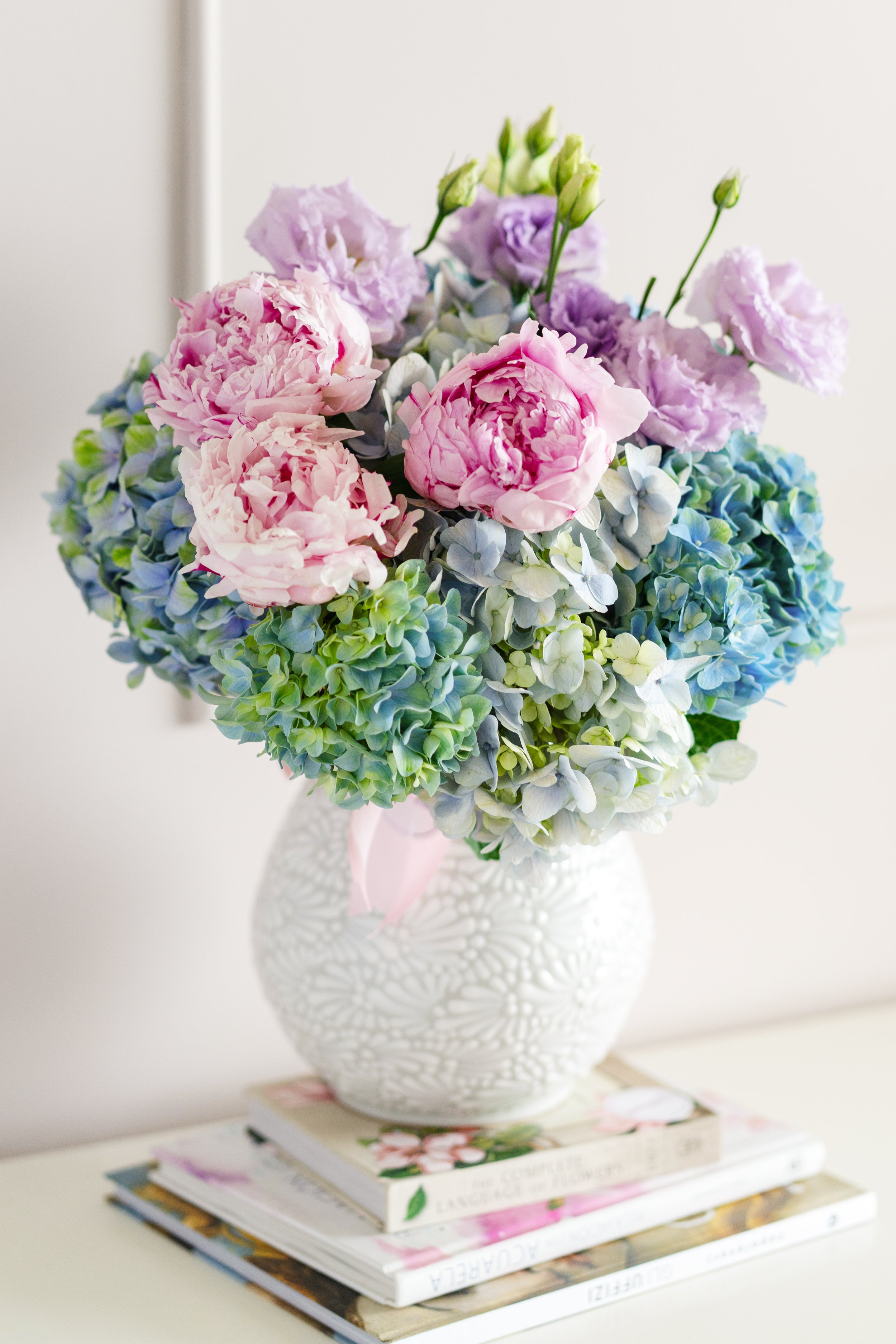 Peonias y hortensias