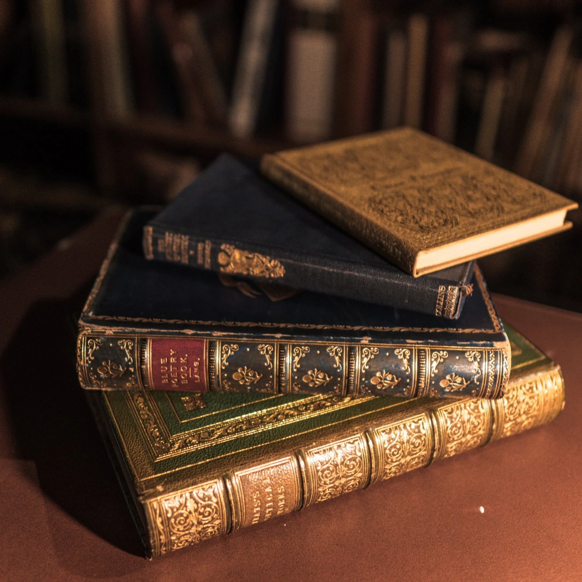 Happy summer reading!