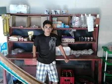 Douglas is 19 years old, he is married, has no children, and he has a ninth grade education and lives in Ciudad Barrios, El Salvador. His wife is a housewife, she is the only one who lives with him, and his only dependant. Edwin has been a farmer since he was very young, he learned the trade from his father, but for the past three years he has had a store in his home where he involves his wife.