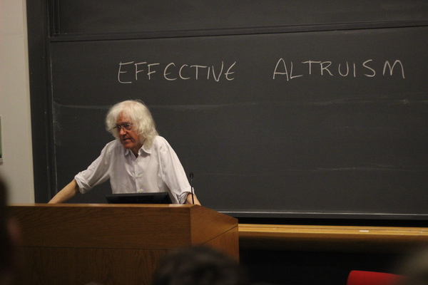 April 21st 2015: Derek Parfit (1942 - 2017) the English Philosopher delivers a lecture at Harvard University 2 years before his death.