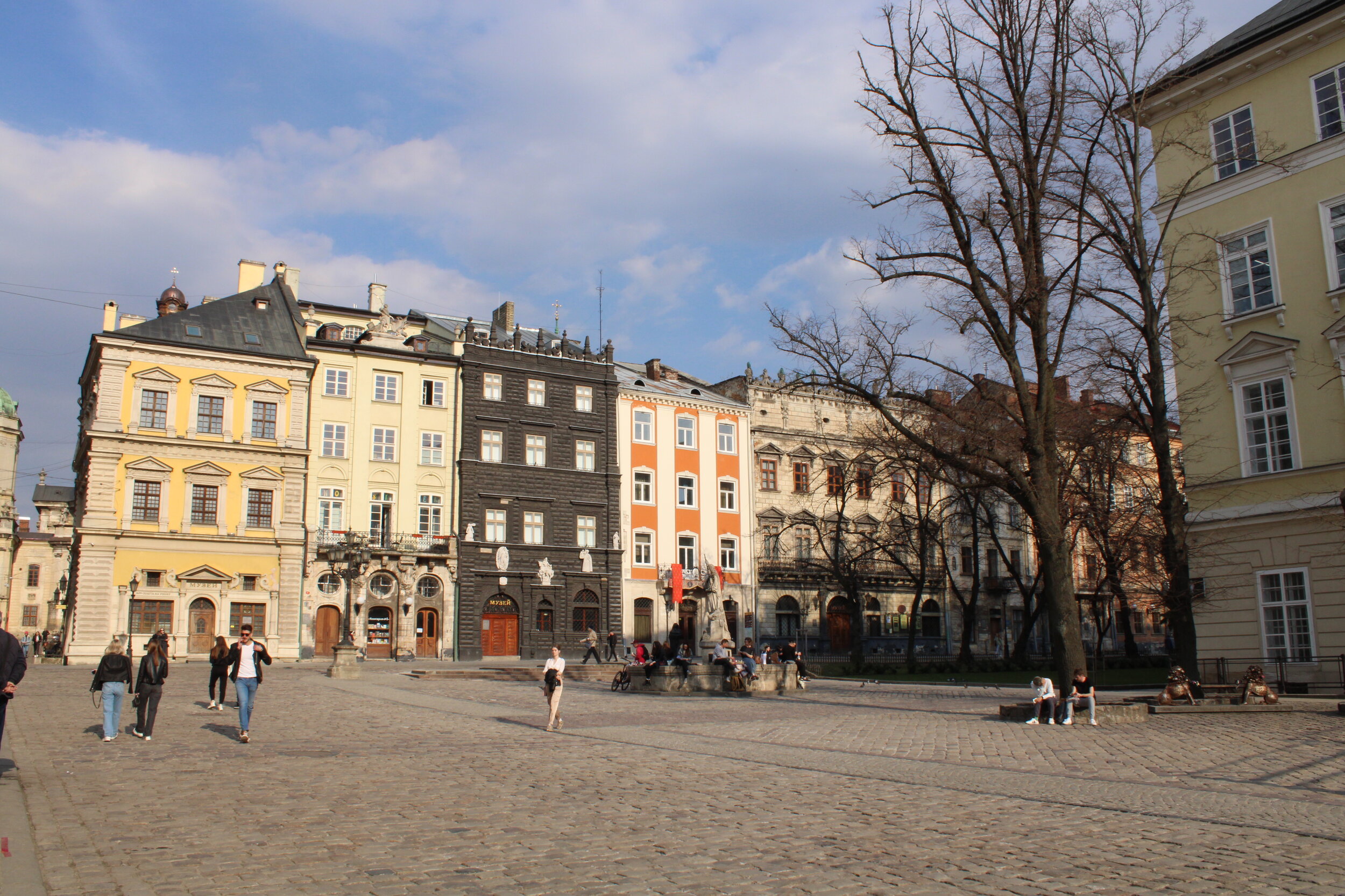   L’VIV, Ukraine. April 2021 PICTURED:  A very handsome plaza in L’viv city center shines in a rare April sunbath. 