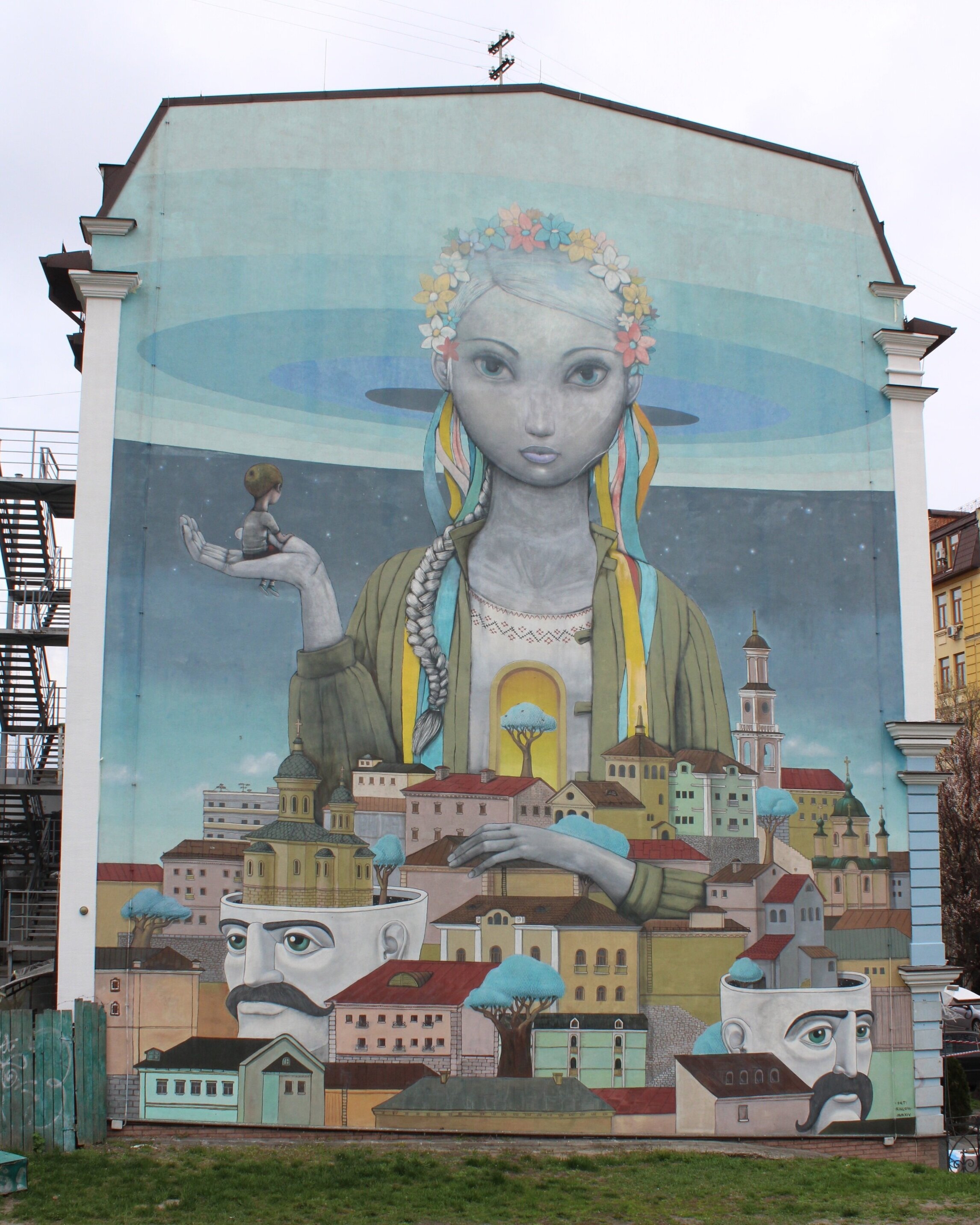  KYIV, Ukraine. April 20th, 2021. PICTURED: Public art is by no means rare in Podil, and murals make for interesting sights. Photo credit: Andy Corbley ©. 
