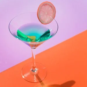 alcoholic-beverage-beverage-cocktail-970197.jpg