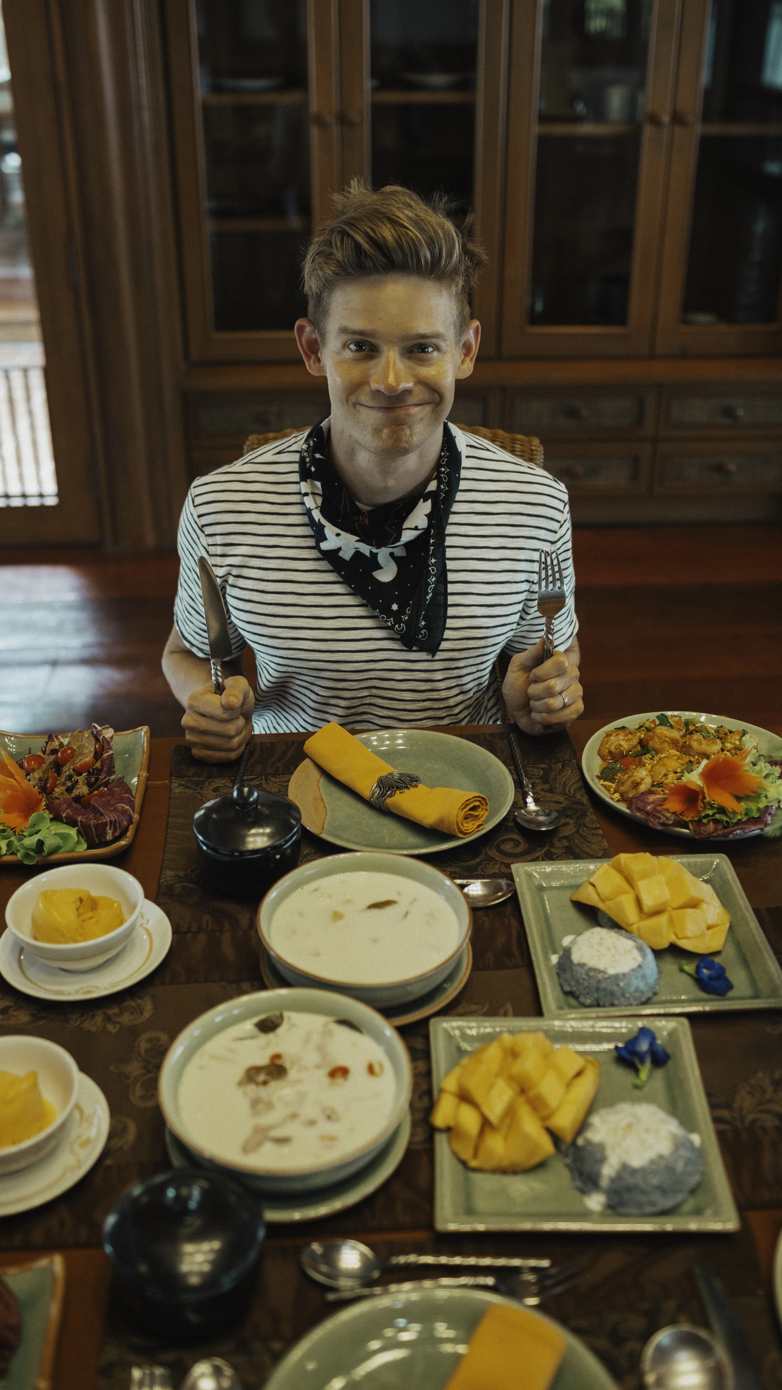 feast1akb.jpg