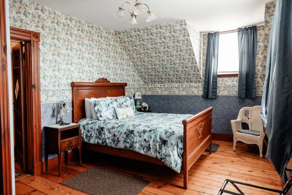 bedroom3.jpg