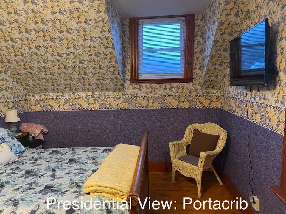 bedroom3.2.jpg