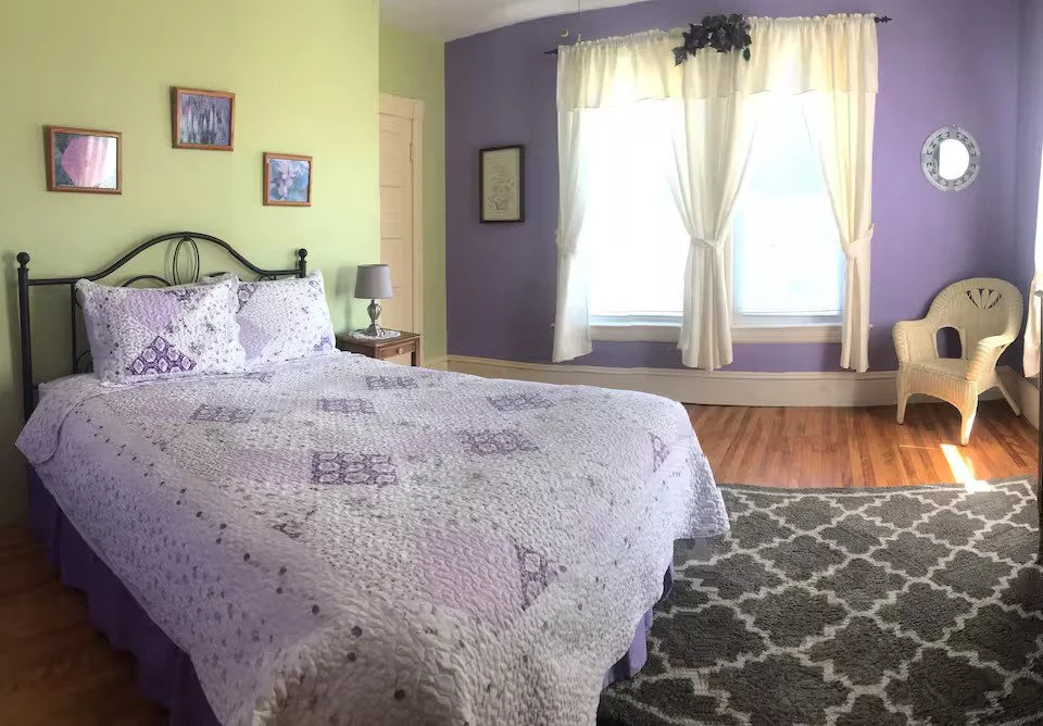 bedroom5.2.jpg
