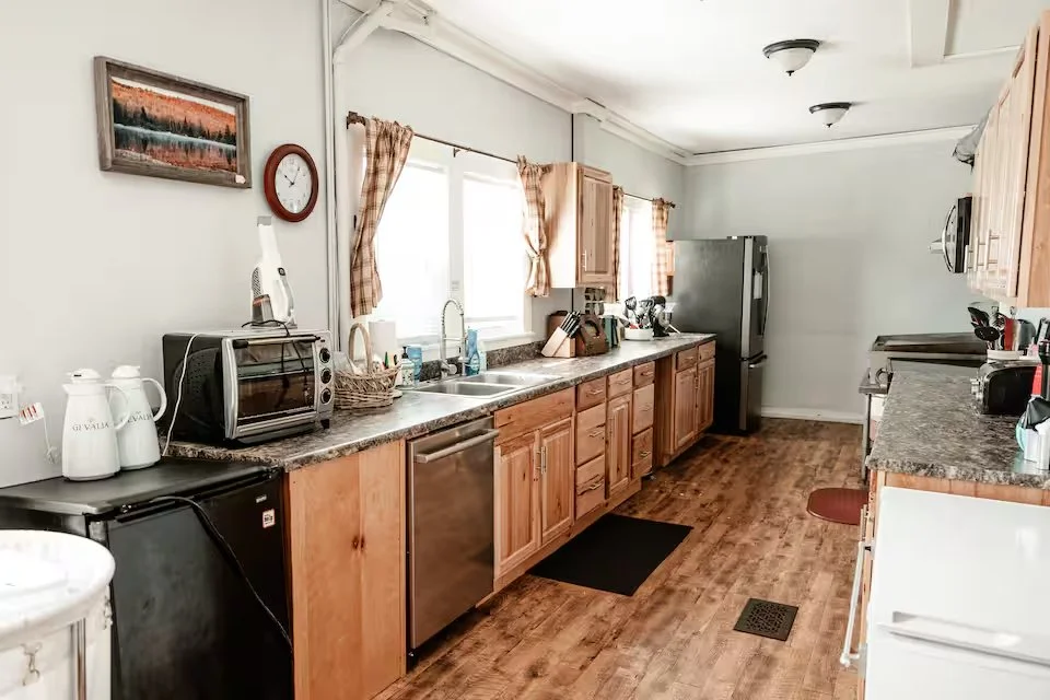 kitchen2.jpg
