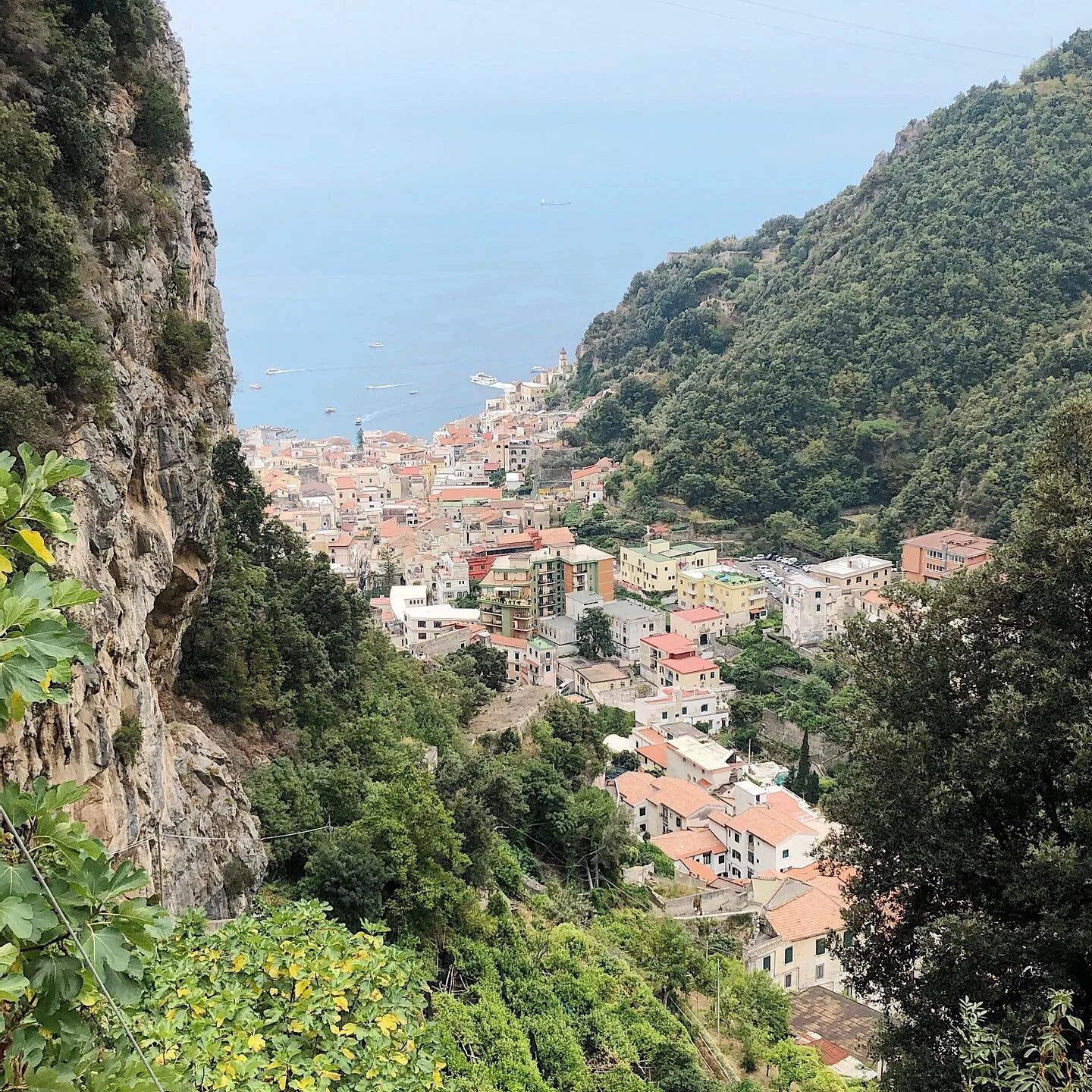 When I think of the time I spent in Almafi, I think of views on views! We stayed in Scala, which was a little town just above Almafi, which gave us the most incredible views of the picturesque beach town. Need any recs for your next trip? Drop a comm