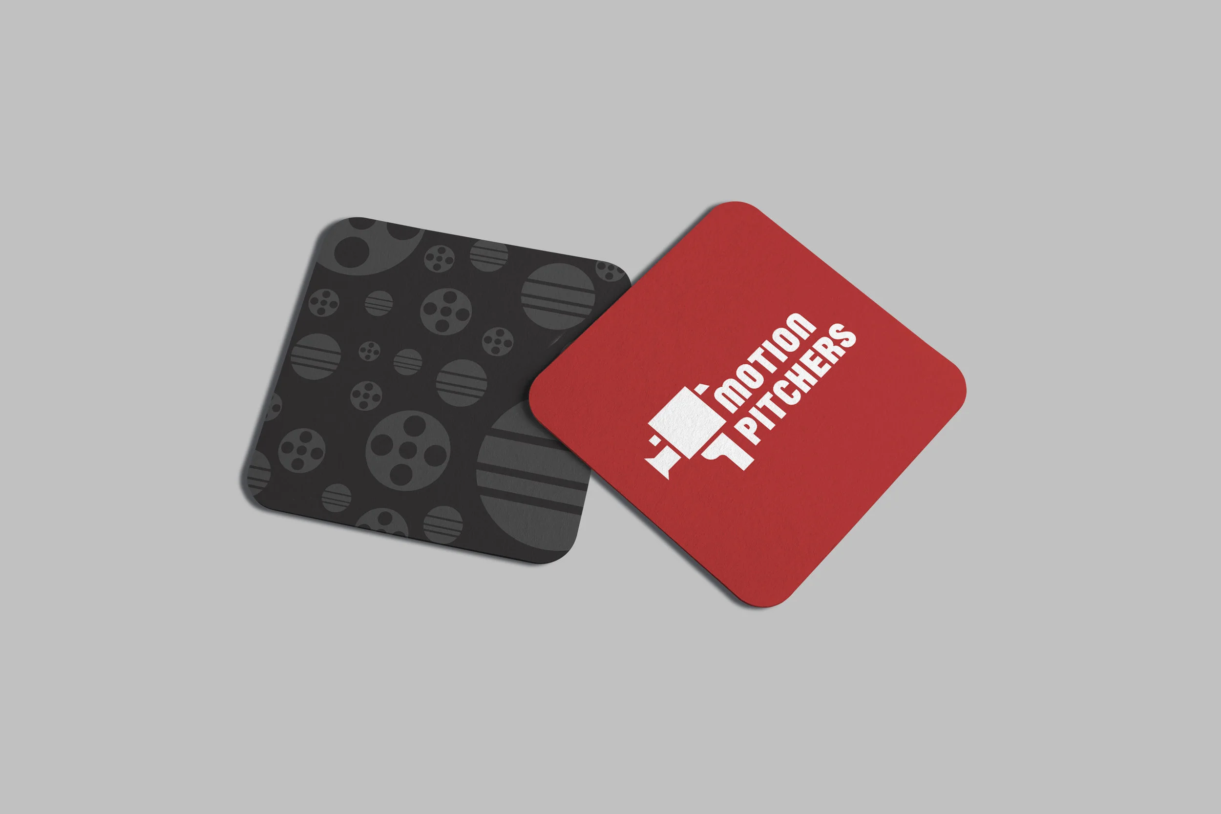 Free Square Round Corner Business Card Mockup 2018 2.jpg