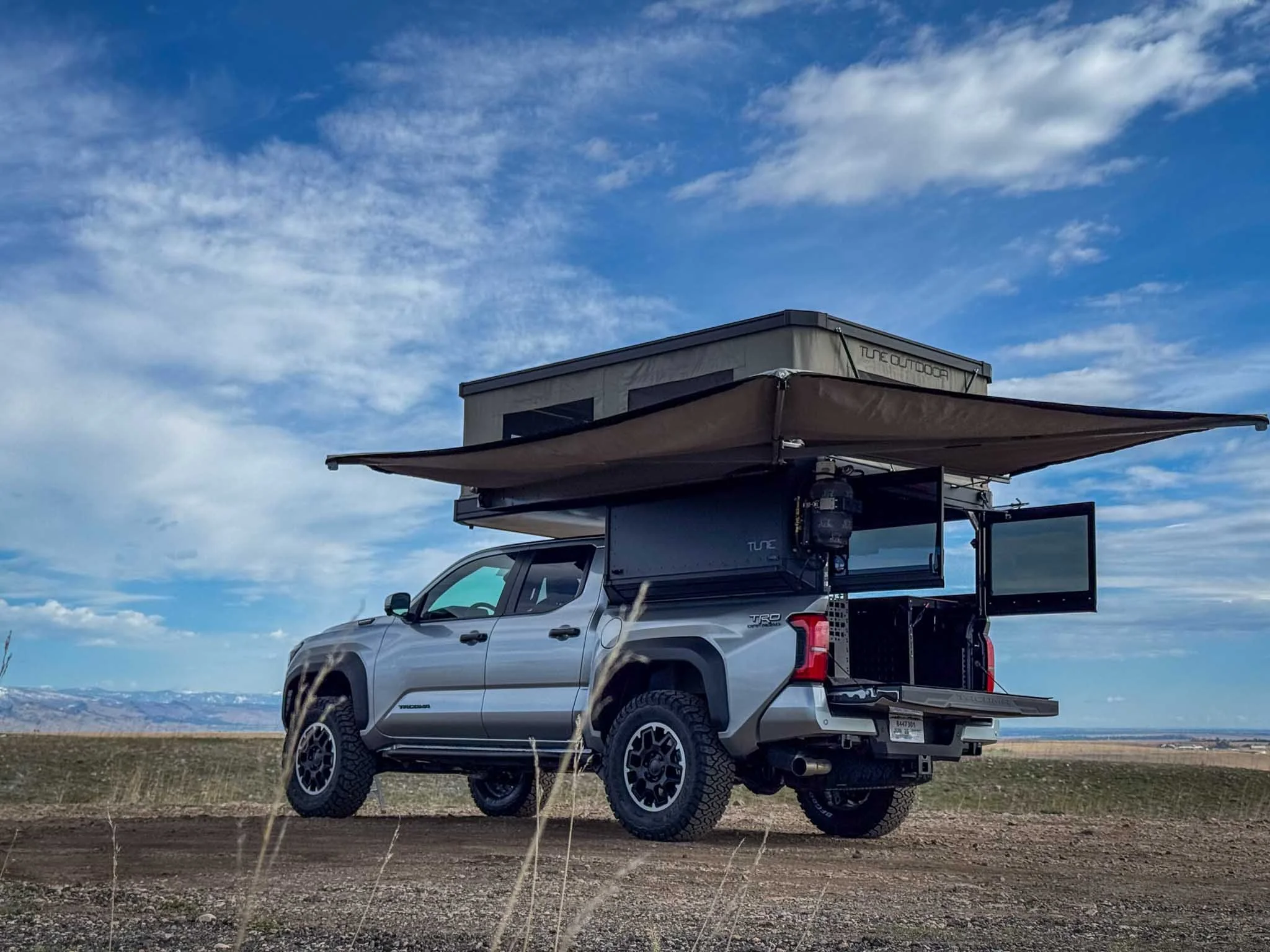 Tacoma_4x4_Rental_Truck_Camper-24.jpg