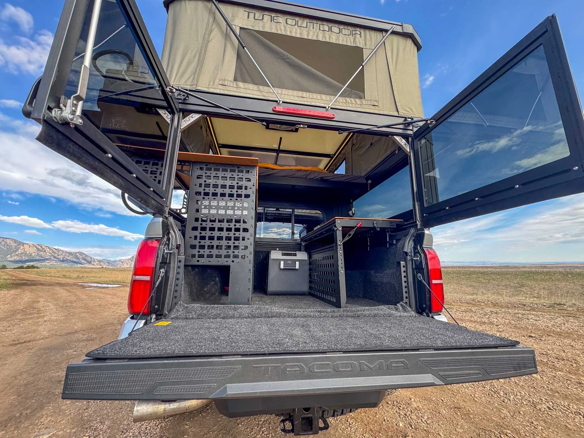 Tacoma_4x4_Rental_Truck_Camper-15.jpg