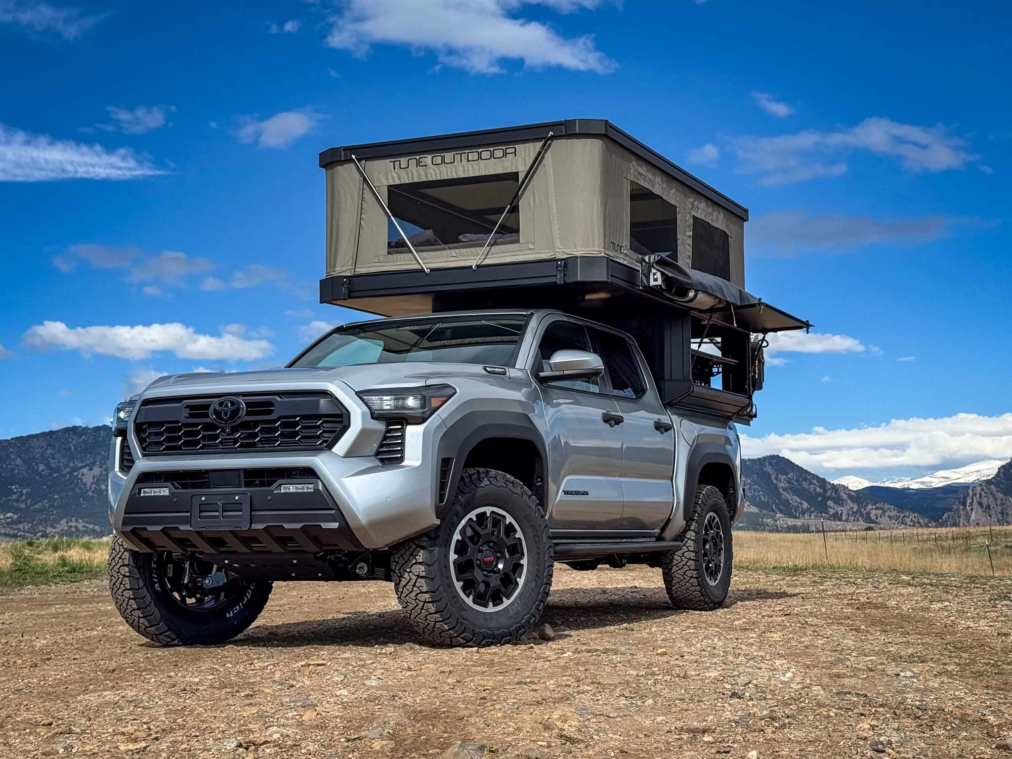 Tacoma_4x4_Rental_Truck_Camper-27.jpg