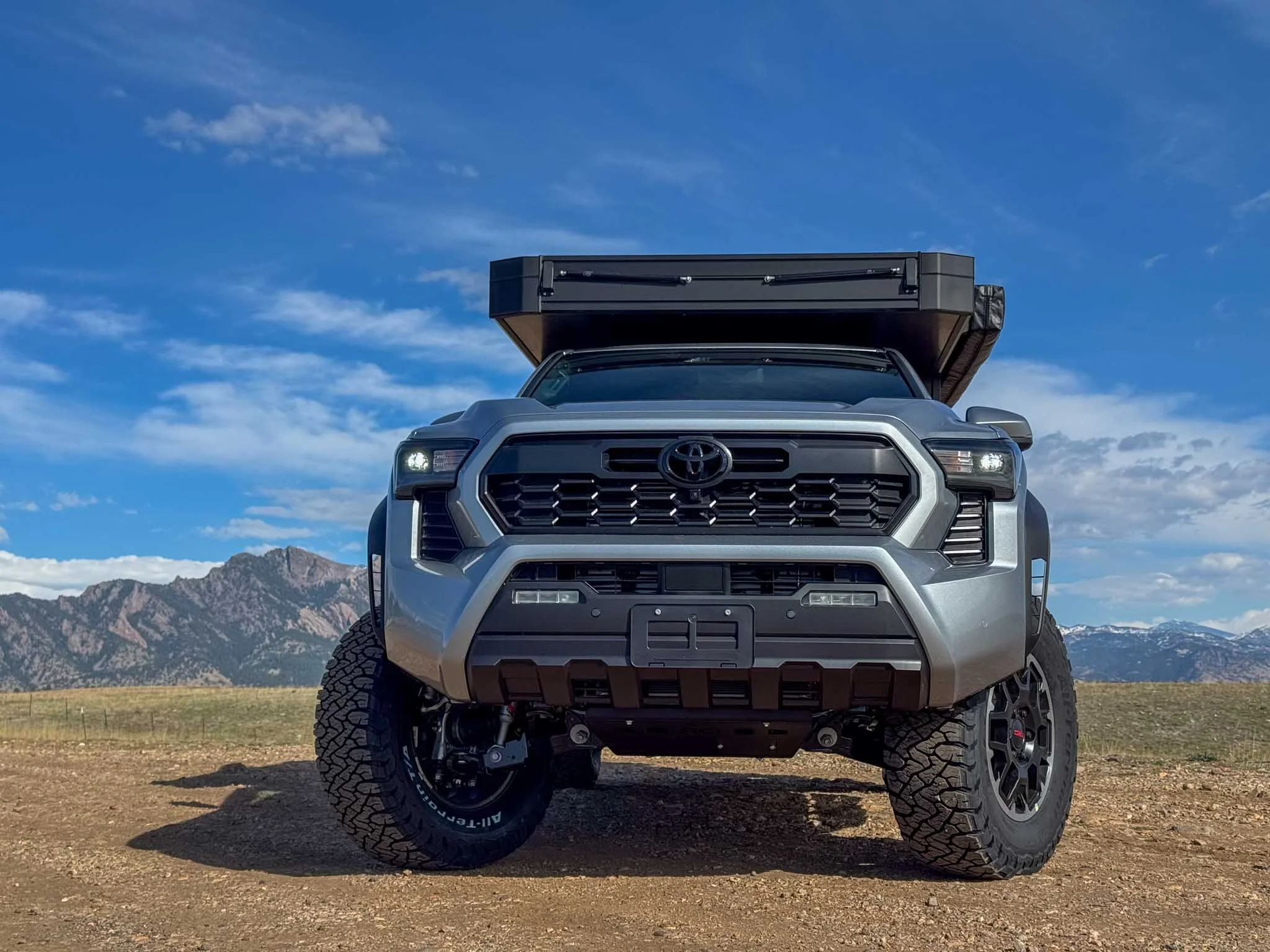 Tacoma_4x4_Rental_Truck_Camper-10.jpg