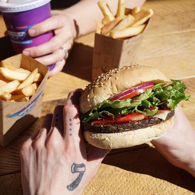 There is something coming for your inbox next week! Sign up to become a VIB and you&rsquo;ll be in for some deliciously good times. Sign up via the link in our Bio.
#BurgerFuel #VIB #VeryImportantBurgerConnoisseur #FuelForTheHumanEngine