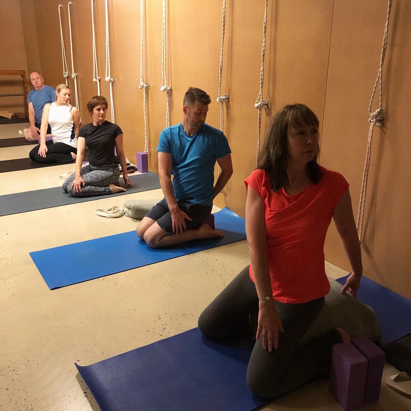 Adelaide Hills Yoga School offers Iyengar Yoga for a wide variety of individuals&rsquo; yoga capabilities, from Beginners&rsquo; Courses and classes for the more experienced at Levels One, Two and Three, to specialised therapy and private tuition ses