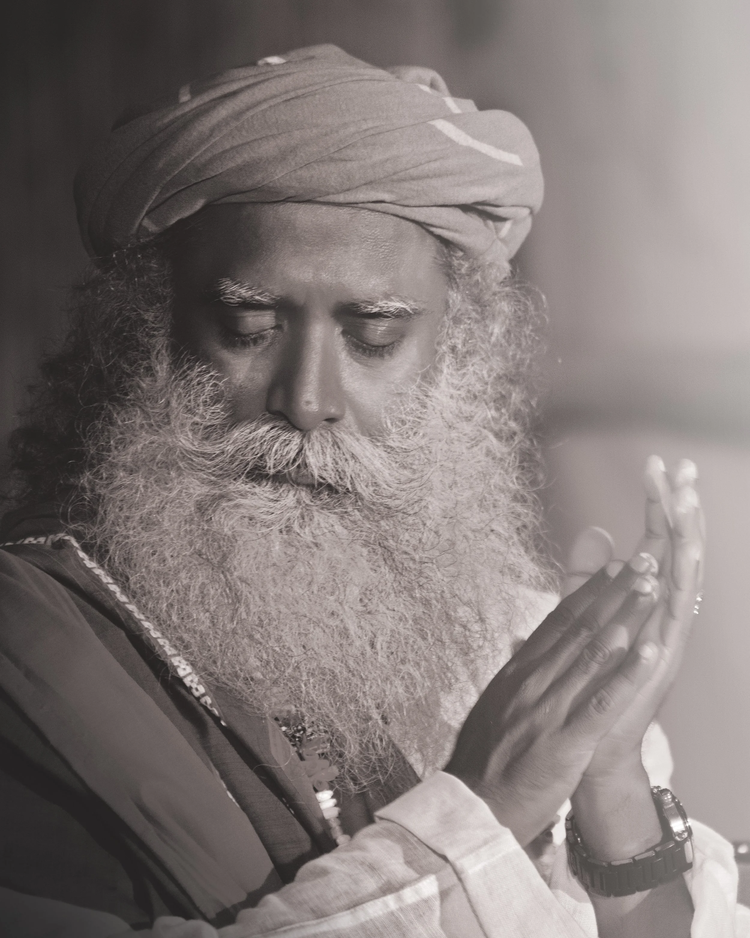 Sadhguru+-+PS027.jpg