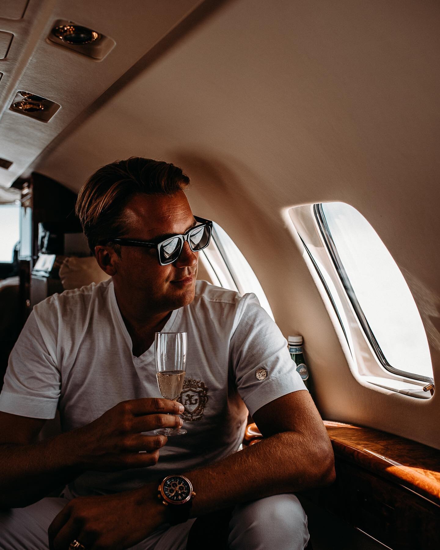 #livelikekonrad and soar high on a private jet with legendary DJ Antoine aka Antoine Konrad to magical Venice! 🛩️ Cruise the canals, savor rare wine, indulge in a gourmet dinner, and party like a legend at Italy&rsquo;s #1 club during the Venice Mem