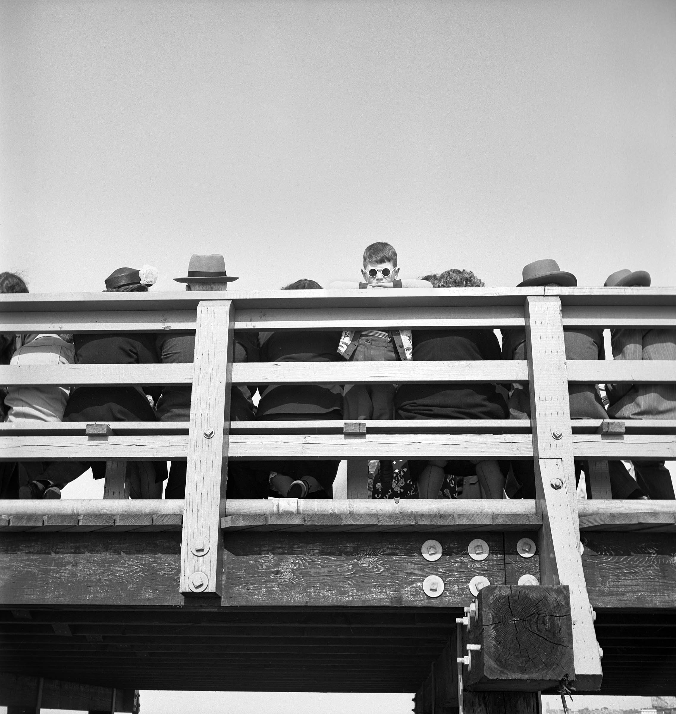Harold Feinstein, Boy with Sunglasses, 1950
