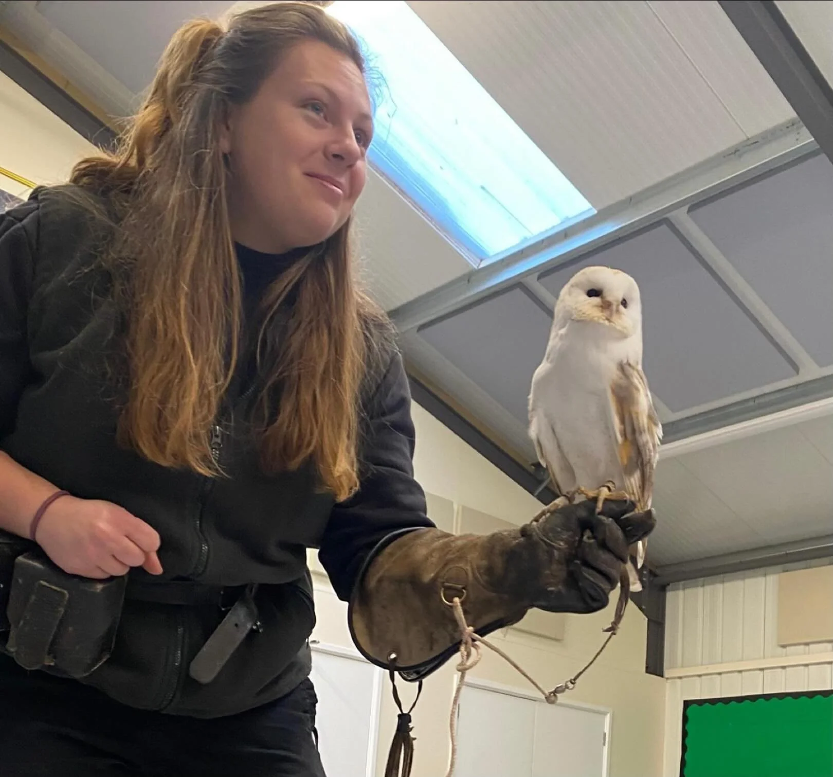 Juliet the barn owl flew over the children while they lay on the floor. It was a breathtaking moment!
.
#earlyyears #mums #harpenden #harpendenlife #harpendenbusiness #weareharpenden #stalbans #outoflondon #pedagogy #neuroscience #threeangers #toddle