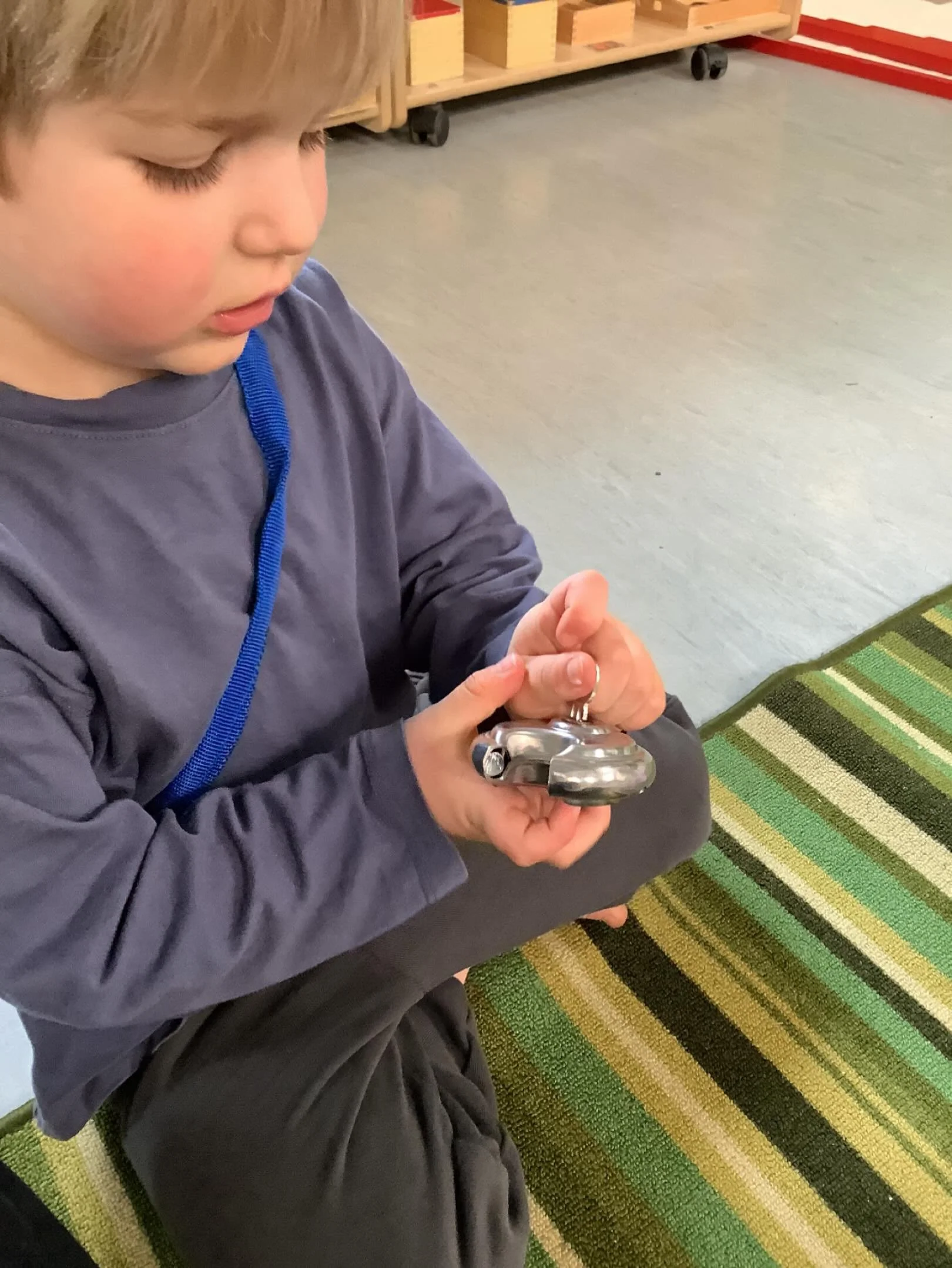 Practical life activities such as playing with keys and padlocks is a fun way to learn everyday life skills.
.
#earlyyears #mums #harpenden #harpendenlife #harpendenbusiness #weareharpenden #stalbans #outoflondon #pedagogy #neuroscience #threeangers 