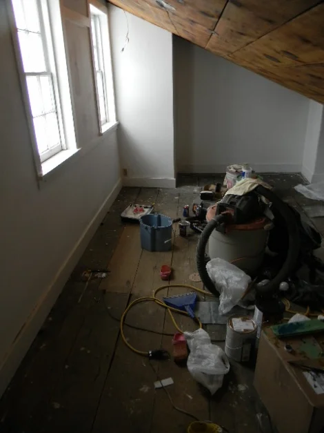 attic2.jpg