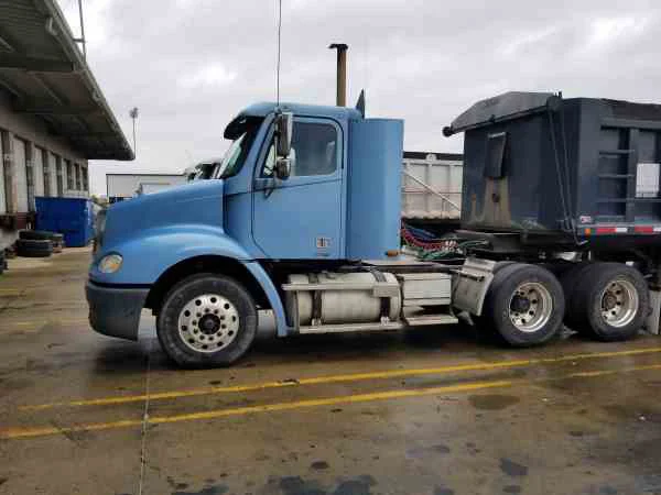 2004 Freightliner
