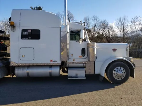 2005 Peterbilt