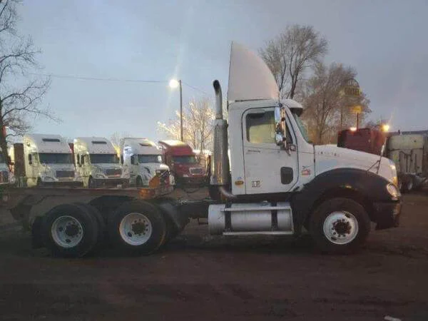 2003 Freightliner