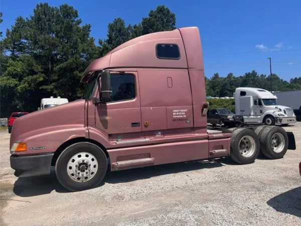 2000 Volvo