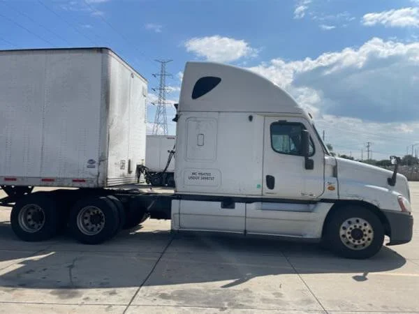 2012 Frieghtliner