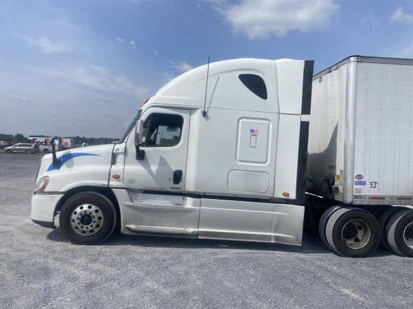 2012 Frieghtliner