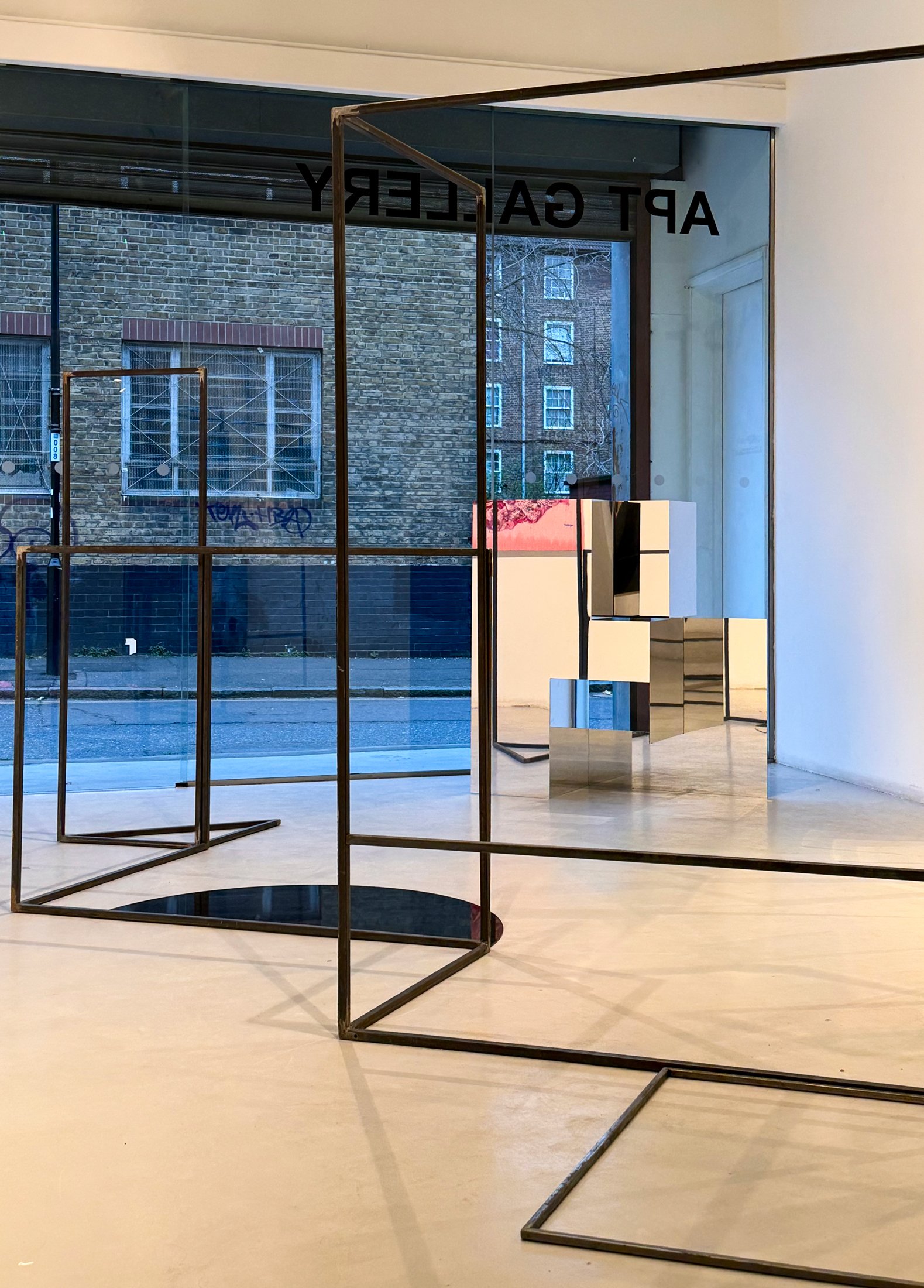 4.-JH-Sculpture-Gold-light JHibbs.jpg