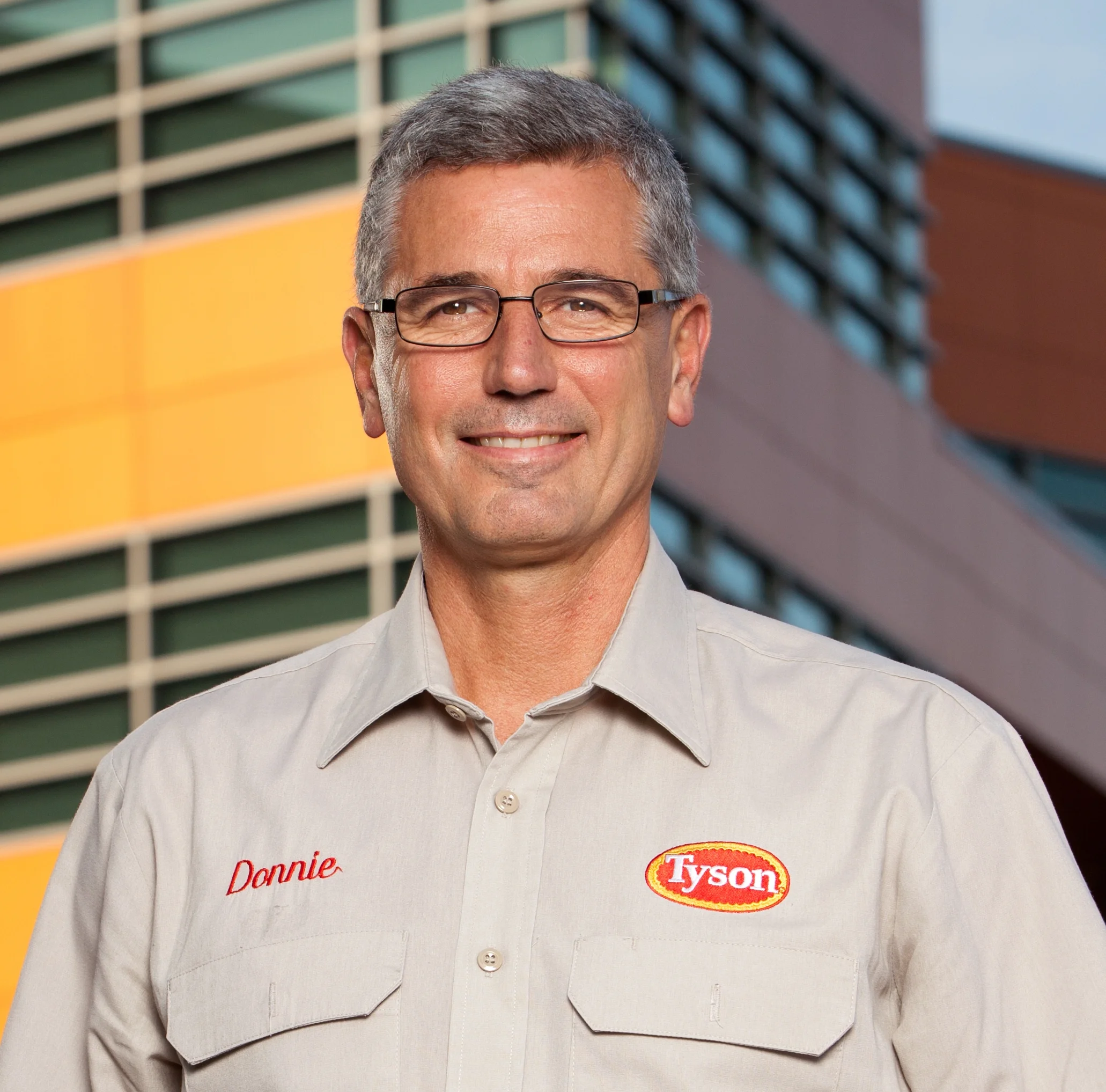 Episode 9 - Chickens, Chaplaincy, and How Faith Shapes Publicly Traded Companies with Donnie Smith, former CEO of Tyson Foods